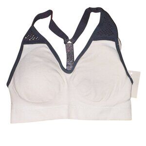 Maidenform Girls Pullover Training Bra with Removable Padding-White-Sze 6/6X-NWT